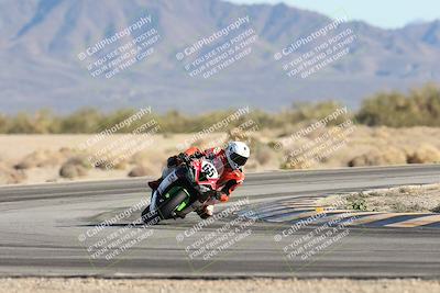 media/Dec-06-2025-CVMA (Sat) [[4a896cc04c]]/Race 8- Formula 40 MW and LW/